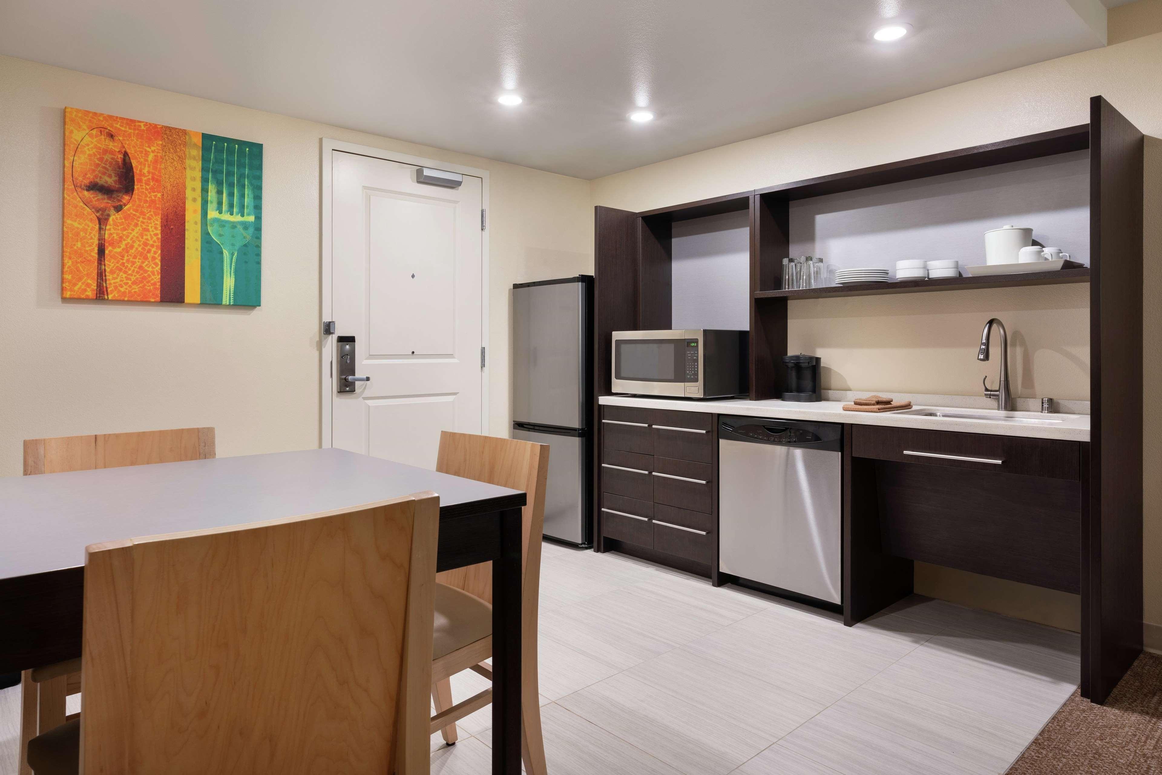 Home2 Suites By Hilton Anchorage/Midtown Eksteriør bilde